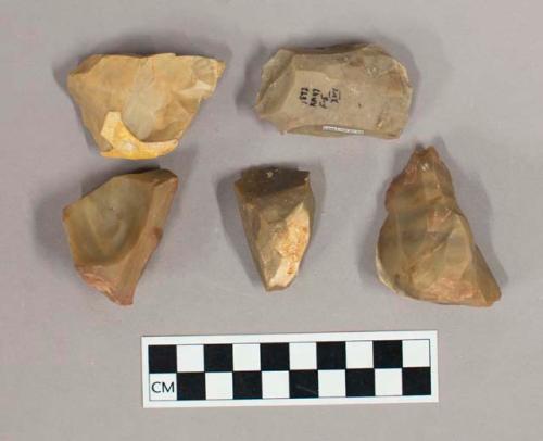 Flint cores, including tan, grey, cream, brown and rust colored stone, some contain cortex