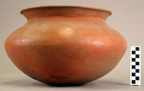 Covered redware vessels
