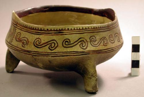 REPRODUCTION - Mercado red-on-cream bowl