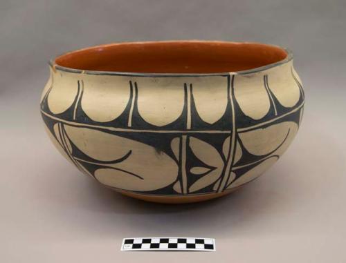 Black-on-off white bowl:  geometric motif