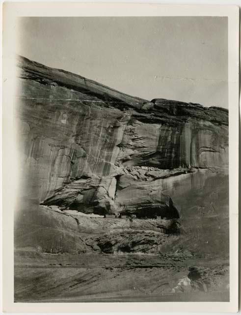 Cliff dwellings in Canyon de Chelly