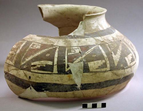 Sherds of polychrome pottery jar