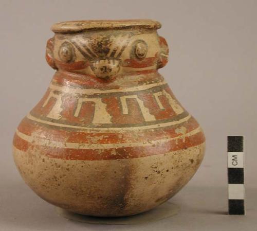 Papagayo Polychrome pottery jar