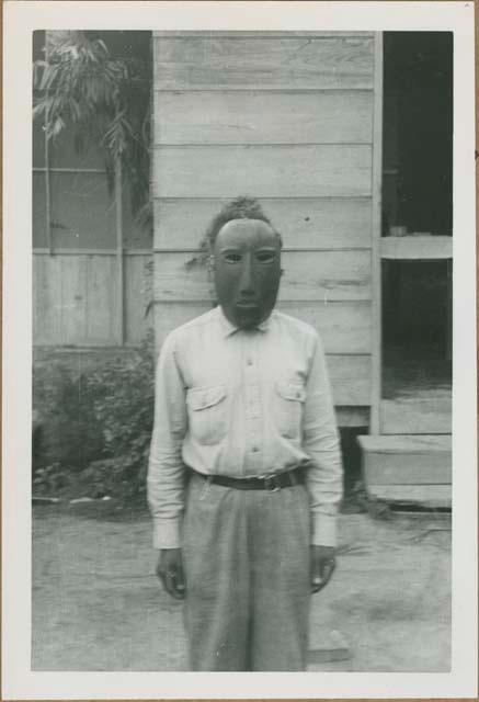 Intibucá man wearing mask