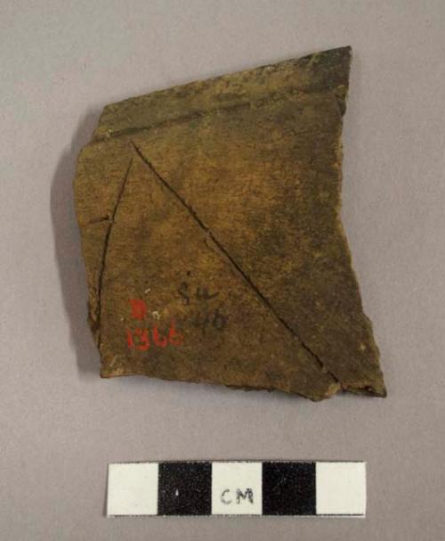 Potsherd, rim