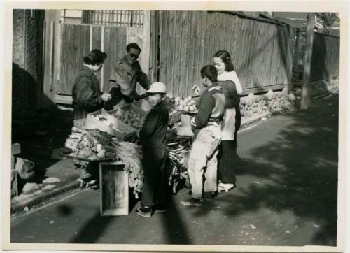 Vegetable cart