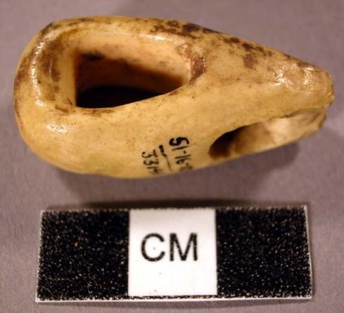 Ivory toggle - tear-shaped with hole in the middle