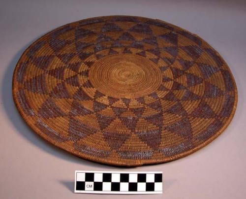 Plaque - basket-work