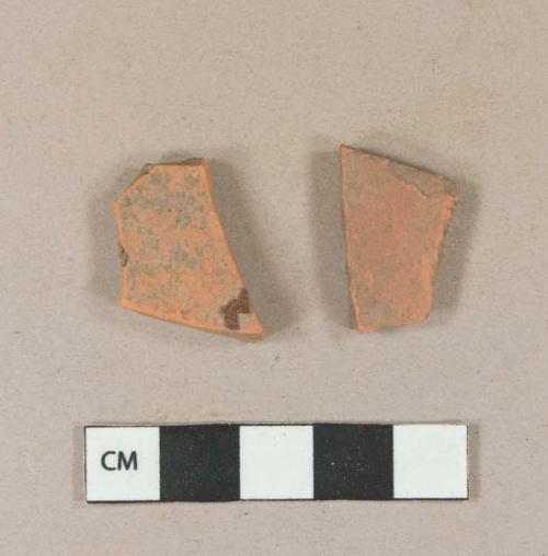 Brown lead glazed redware vessel body fragments, 1 unglazed
