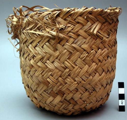 Soft baskets with red line