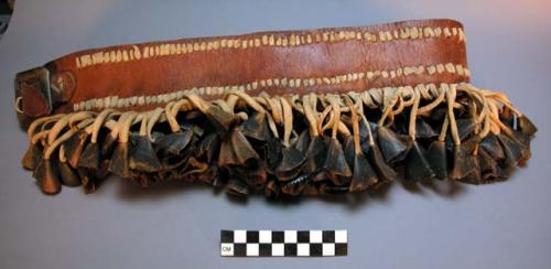 Deer hoof belt. Chapayeka equipment worn around hips.