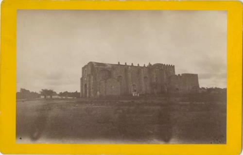 View of a large stone church in Chocholá