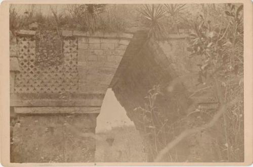 Vaulted archway of the Portal or entrance to Casa de las Monjas