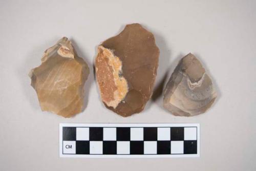 Chipped stone, flint flakes with evidence of use on edges