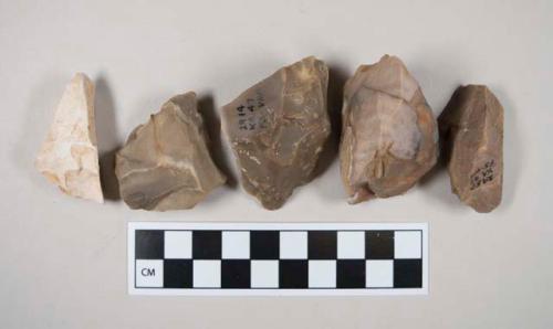 Chipped stone, flint cores, some with cortex, possible use wear or retouching