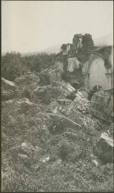 Antigua, building ruins