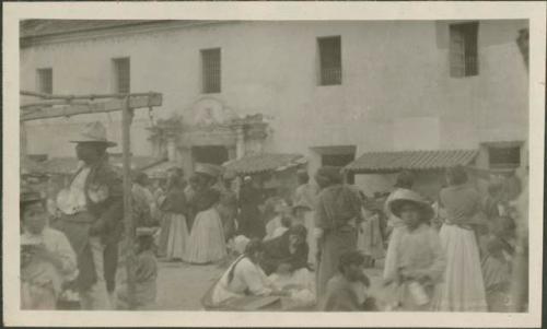 Busy market in Antigua