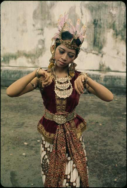 Golek dance, Jogja style