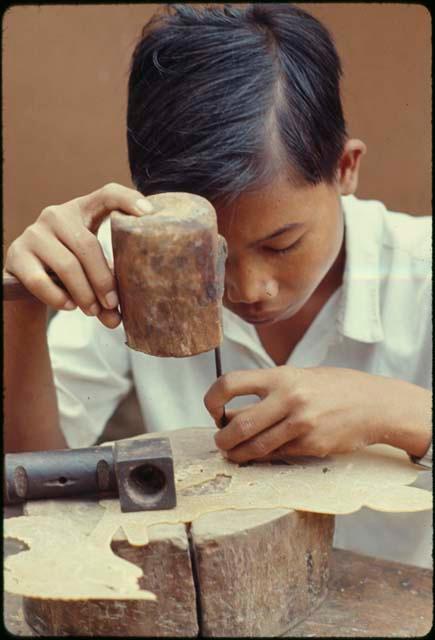 Carving puppets