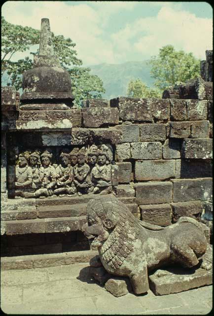 Borobudur, stone scuplture and wall