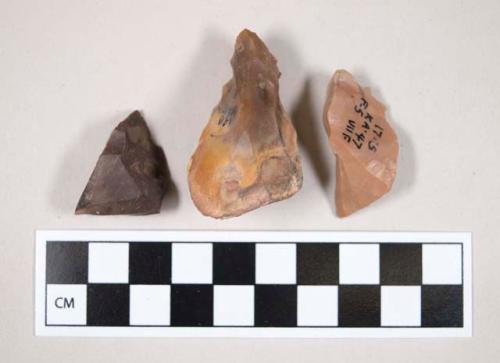 Chipped stone, flint angular chipping debris, some with cortex