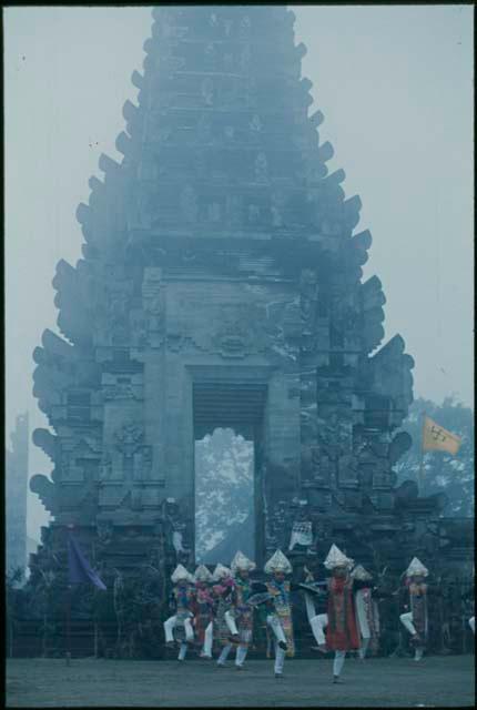 Baris gede dancers for Purnama at Pura Batur