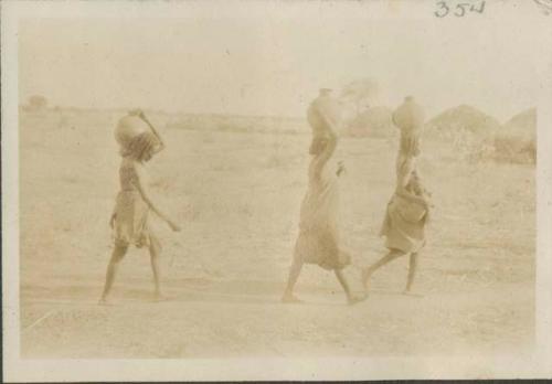 Women carrying water near Fort Lamy