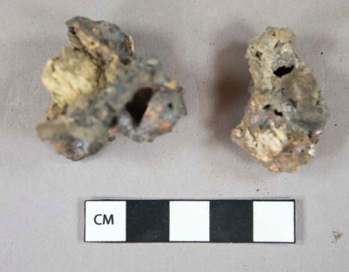 Slag and coal ash fragments