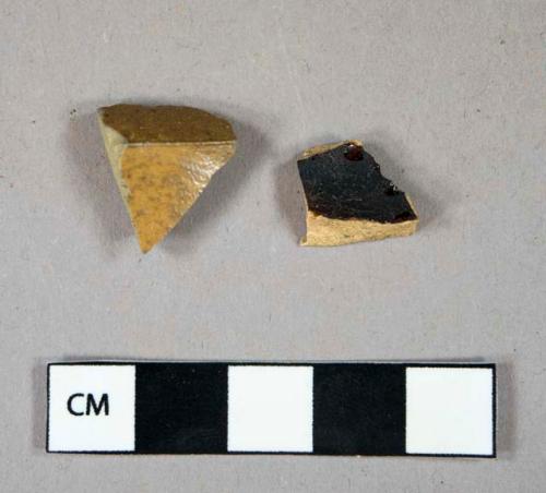 Ceramic, coarse earthenware, stoneware body and base sherds