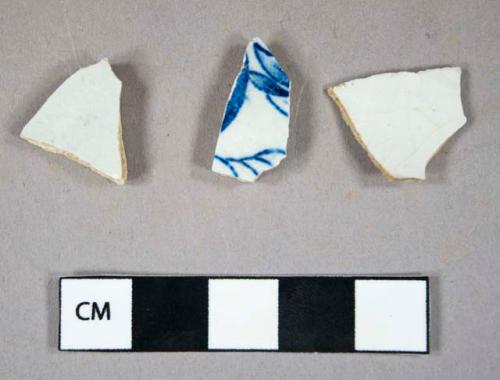 Ceramic, refined earthenware, blue transfer print pearlware body sherd