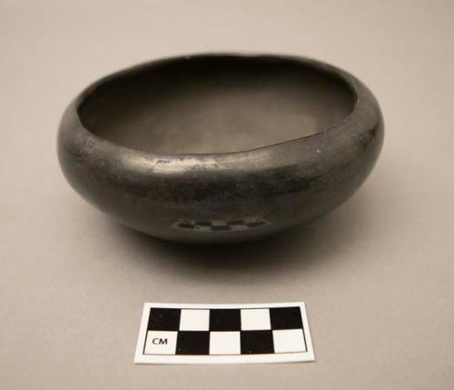 Blackware bowl, squat, burnished