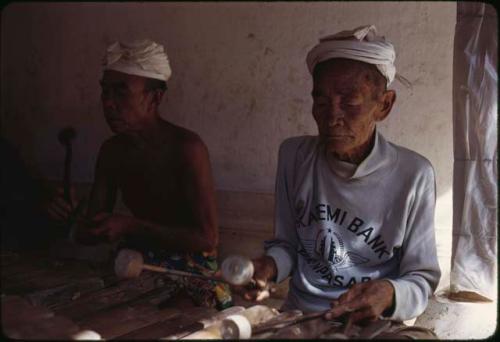 Gamelan gambang musicians