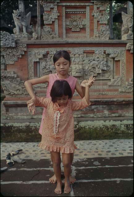 Teaching a child dancing