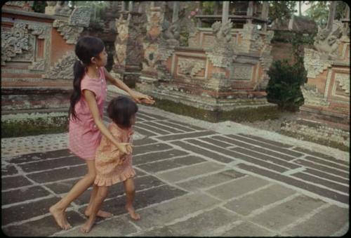 Teaching a child dancing