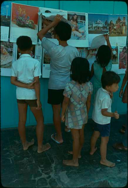 People at a street vendor