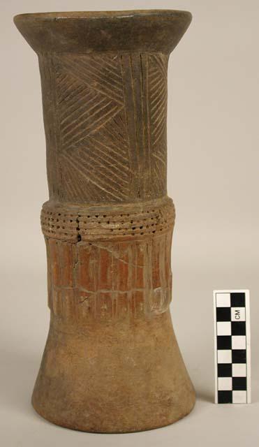 Bocana Incised Bichrome: Diria variety drum-shaped jar