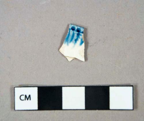 Ceramic, earthenware, blue shell edge pearlware sherd