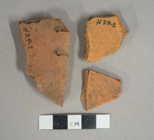 Red ceramic rooftile fragments, visible temper