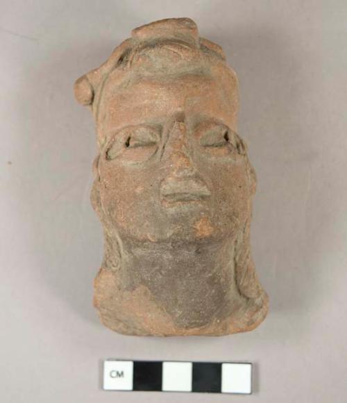 Figurine- head