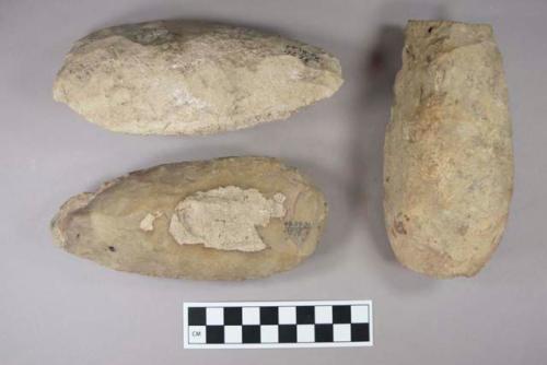 10 miscellaneous stone implements - cores and flakes.