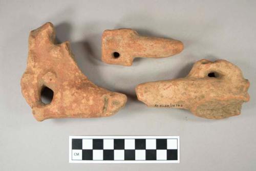 14 pottery cleft foot figurine fragments