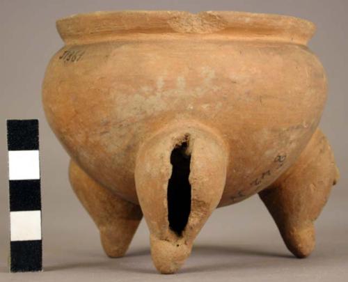 Pottery dish, tripod, plain, legs with plain clay balls