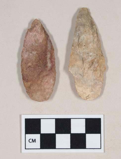 Chipped stone, projectile points, one stemmed