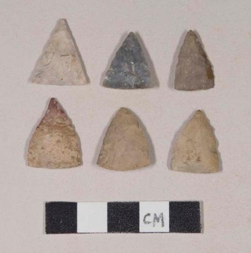 Chipped stone, projectile points, triangular; chipped stone, projectile points, lanceolate