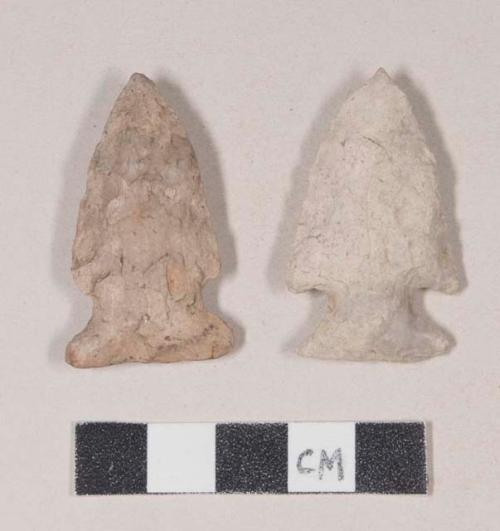 Chipped stone, projectile point, side-notched; chipped stone, projectile point, corner-notched