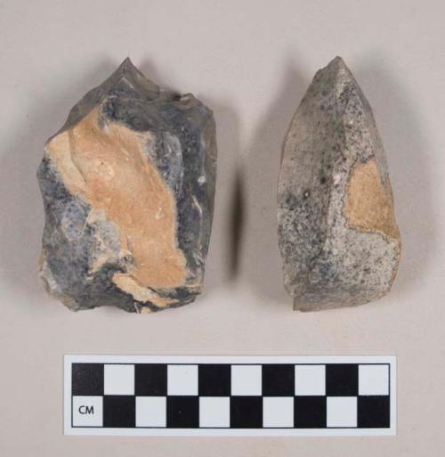 Chipped stone, flint cores, with cortex