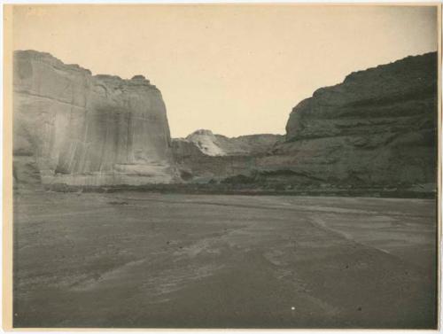 Cornfield and peach orchard at Canyon del Muerto