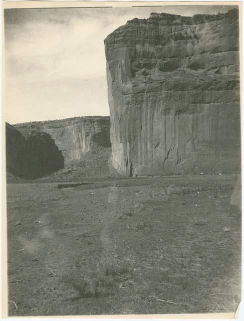 Canyon del Muerto, Western cliff