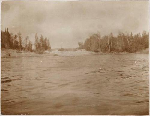 Yellowknife River falls