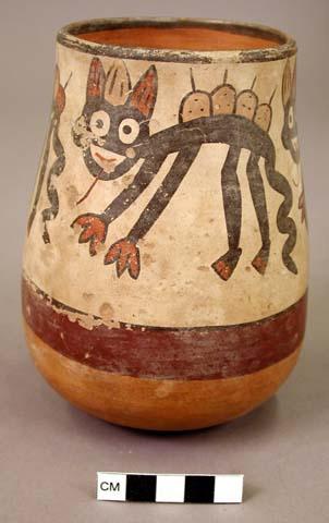 Vase painted in polychrome with four felines